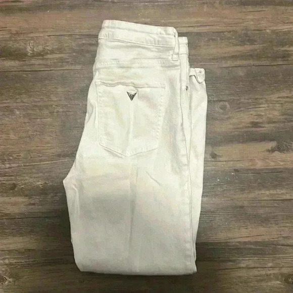 Guess white mom jeans - Picture 8 of 9